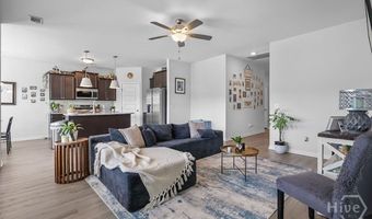 1916 Arnold Dr SE, Allenhurst, GA 31301