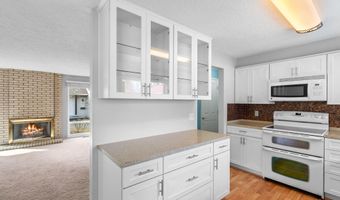 5016 SW Normandy Pl, Beaverton, OR 97005