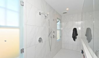 10 RICHARDS Way, Ambler, PA 19002