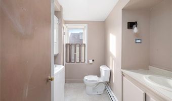 17 Padelford Ave, East Providence, RI 02915