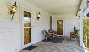 90 Grand Ave, Beattyville, KY 41311