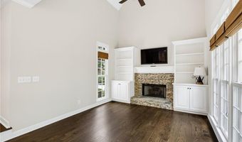5185 Catalpa Knl, Acworth, GA 30101