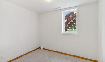 2917 Bayberry Rd, Ames, IA 50014