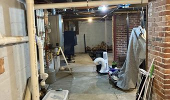 272 Center St, Bangor, ME 04401