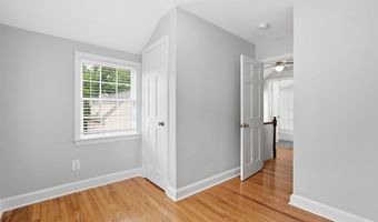 6524 27TH St N, Arlington, VA 22213