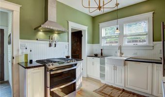 1704 Birch St, Eau Claire, WI 54703