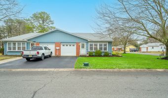 8 Monticello Dr B, Whiting, NJ 08759