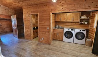 332 Allan St, Allison, IA 50602