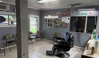304 S Marcus St, Alto, TX 75925