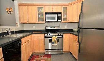 1200 N NASH St 532, Arlington, VA 22209