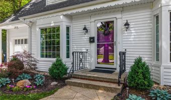 102 Winston Rd, Akron, OH 44313