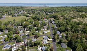 540 Sherman Ave, Belford, NJ 07718