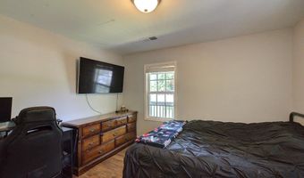 120 Swain Ave, Boiling Springs, SC 29316