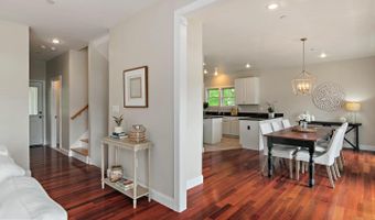 621 HARBOR Dr, Annapolis, MD 21403