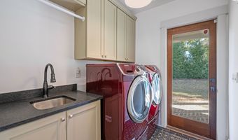 213 OHM Ave, Avondale Estates, GA 30002