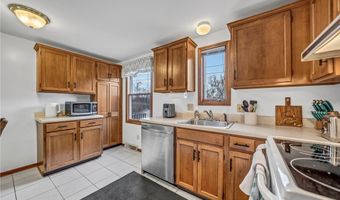 553 Burroughs Dr, Amherst, NY 14226