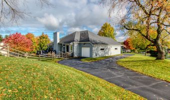 2357 Grand Valley Dr NE, Ada, MI 49301