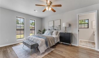 1902 SE Lawrence St, Bentonville, AR 72712