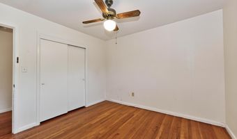 87 Buckingham Dr, Albany, NY 12208