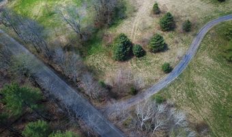 667 Cemetery St, Brookfield, VT 05036