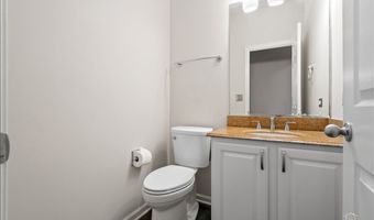 642 W Moreland Ave, Addison, IL 60101