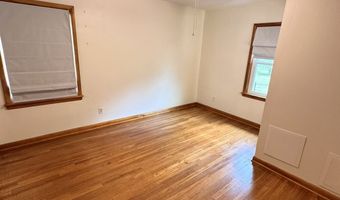 19 Pomeroy Rd, Athens, OH 45701