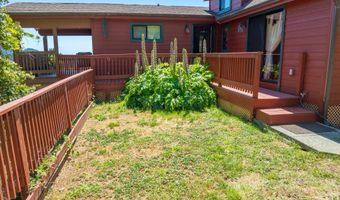 19921 WHALESHEAD Rd U6, Brookings, OR 97415