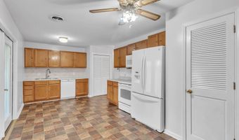 1785 Sewell St, Alexander City, AL 35010