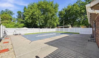 1829 Edward Ln, Anderson, IN 46012