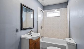 11 Roosevelt St 1, North Providence, RI 02904