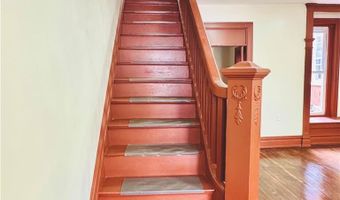 36 S Jefferson St, Allentown, PA 18102