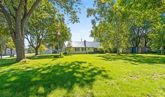 1320 STATE St, Algoma, WI 54201
