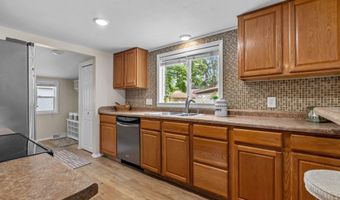 1631 N WILMER St, Appleton, WI 54911