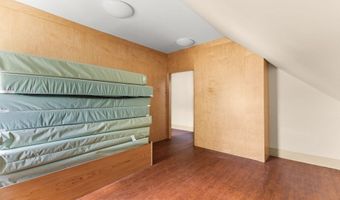 543 Newport Ave, Attleboro, MA 02703