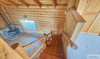 53 Runnin Bear Rd, Carmen, ID 83462