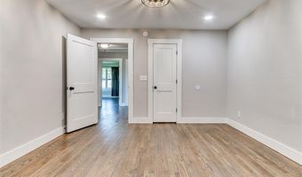1127 S 19th St, Chickasha, OK 73018
