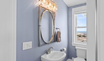 20 Coquina Trl, Bald Head Island, NC 28461