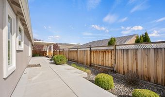 7423 Comet Ct, Sparks, NV 89436