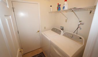 20 Turtle Crk 20, Barnegat, NJ 08005