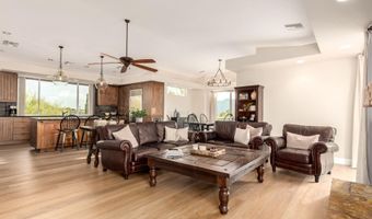 8102 E SERENE St, Carefree, AZ 85377
