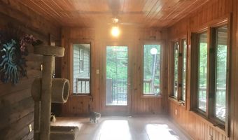1037 Geiger Ln, Ashland, KY 41101