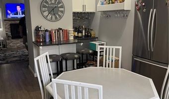 80 Phenix Ave, Cranston, RI 02920