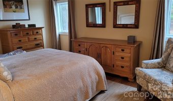44 Dane Acres Dr, Alexander, NC 28701