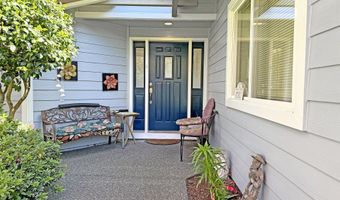204 SCHOONER BAY Dr, Brookings, OR 97415