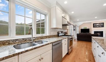 177 Jean Carol Rd, Abington, MA 02351