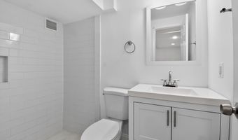 1707 N CAPITOL St NE 1, Washington, DC 20002