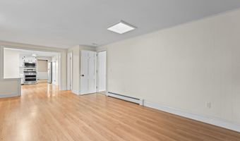 608 Berkeley Ave, Beachwood, NJ 08722