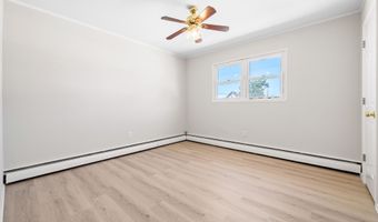 258 Bayshore Dr, Barnegat, NJ 08005
