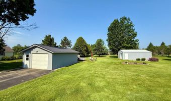 430 SUNSET Dr, Antigo, WI 54409