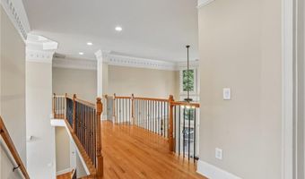 12516 Darvish Ln, Alpharetta, GA 30005